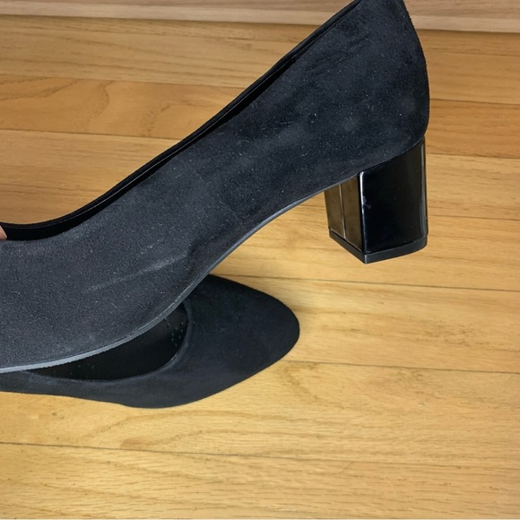Trotters Kari Pointed Toe Pump in Black Suede - Size 9 WW - Picture 9 of 9